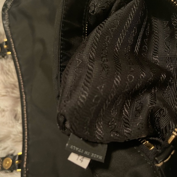 ✨PRADA Flap-bag Nylon/ Leather Strap Crossbody - Picture 5 of 10